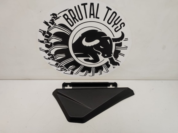 Нижние части дверей RH передняя правая бу